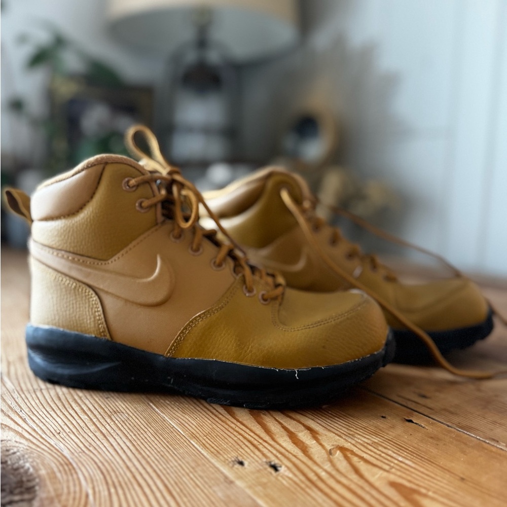 Nike Tan High-Top Sneakers